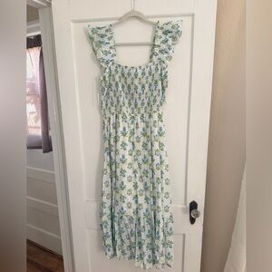 🌿 Blue Pepper Floral Smocked Dress (Size Large) – NWT 🌿